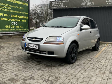 Серый Шевроле Авео, объемом двигателя 1.5 л и пробегом 200 тыс. км за 1800 $, фото 1 на Automoto.ua