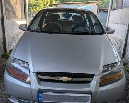 Серый Шевроле Авео, объемом двигателя 1.5 л и пробегом 258 тыс. км за 2000 $, фото 1 на Automoto.ua
