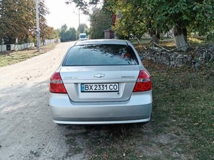 Серый Шевроле Авео, объемом двигателя 1.5 л и пробегом 220 тыс. км за 3200 $, фото 1 на Automoto.ua