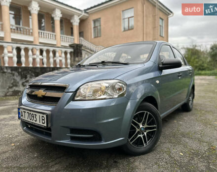 Сірий Шевроле Авео, об'ємом двигуна 1.5 л та пробігом 63 тис. км за 5500 $, фото 1 на Automoto.ua