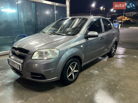 Серый Шевроле Авео, объемом двигателя 1.5 л и пробегом 236 тыс. км за 3400 $, фото 1 на Automoto.ua
