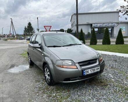 Серый Шевроле Авео, объемом двигателя 1.5 л и пробегом 225 тыс. км за 2850 $, фото 1 на Automoto.ua