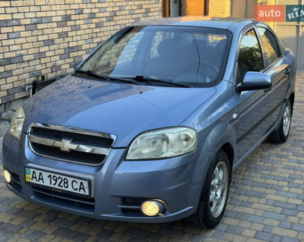 Сірий Шевроле Авео, об'ємом двигуна 1.5 л та пробігом 208 тис. км за 4700 $, фото 1 на Automoto.ua