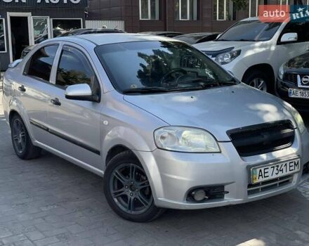 Серый Шевроле Авео, объемом двигателя 1.5 л и пробегом 250 тыс. км за 3600 $, фото 1 на Automoto.ua
