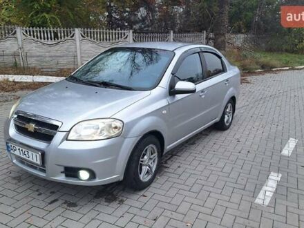 Серый Шевроле Авео, объемом двигателя 1.5 л и пробегом 300 тыс. км за 3600 $, фото 1 на Automoto.ua