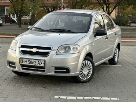 Серый Шевроле Авео, объемом двигателя 1.5 л и пробегом 230 тыс. км за 2850 $, фото 1 на Automoto.ua