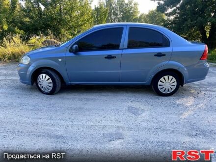 Серый Шевроле Авео, объемом двигателя 1.5 л и пробегом 265 тыс. км за 3000 $, фото 1 на Automoto.ua
