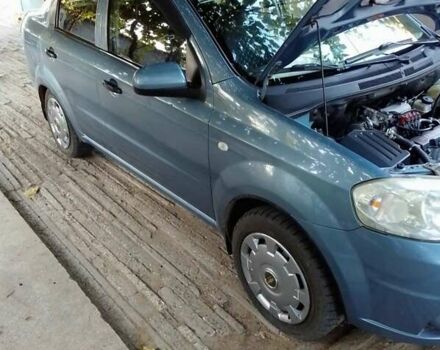 Серый Шевроле Авео, объемом двигателя 1.5 л и пробегом 232 тыс. км за 4500 $, фото 1 на Automoto.ua