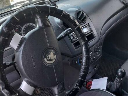 Серый Шевроле Авео, объемом двигателя 1.5 л и пробегом 280 тыс. км за 3000 $, фото 1 на Automoto.ua