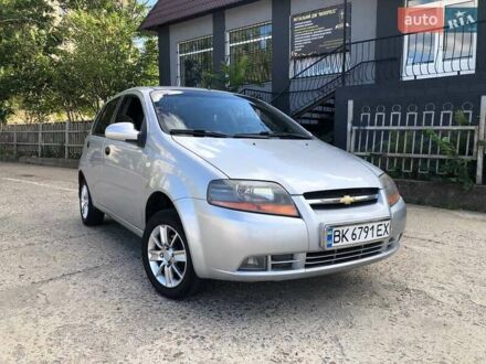 Шевроле Авео 2006 в Южноукраинске на Automoto.ua Серый Шевроле Авео, объемом двигателя 1.5 л и пробегом 235 тыс. км за 3550 $, фото 1 на Automoto.ua