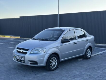 Серый Шевроле Авео, объемом двигателя 1.5 л и пробегом 190 тыс. км за 2850 $, фото 1 на Automoto.ua