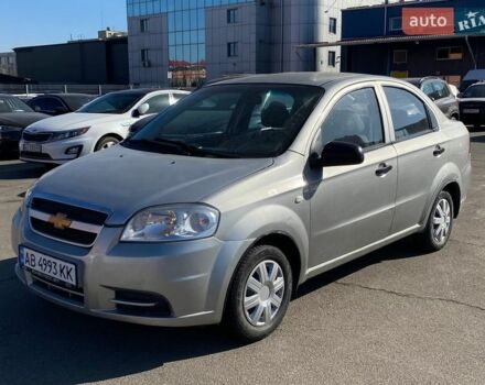 Серый Шевроле Авео, объемом двигателя 1.5 л и пробегом 297 тыс. км за 3150 $, фото 1 на Automoto.ua