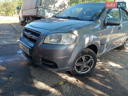Серый Шевроле Авео, объемом двигателя 1.5 л и пробегом 207 тыс. км за 3900 $, фото 1 на Automoto.ua