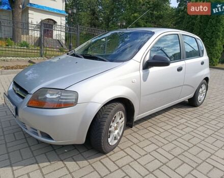 Серый Шевроле Авео, объемом двигателя 1.5 л и пробегом 214 тыс. км за 2800 $, фото 1 на Automoto.ua