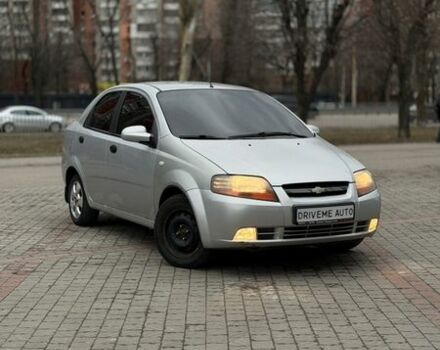 Серый Шевроле Авео, объемом двигателя 1.5 л и пробегом 183 тыс. км за 3300 $, фото 1 на Automoto.ua