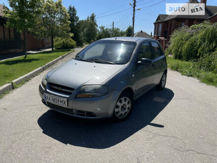 Сірий Шевроле Авео, об'ємом двигуна 1.5 л та пробігом 270 тис. км за 3200 $, фото 1 на Automoto.ua