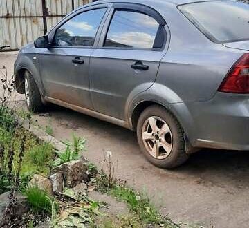 Серый Шевроле Авео, объемом двигателя 1.5 л и пробегом 131 тыс. км за 3500 $, фото 1 на Automoto.ua