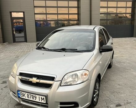 Серый Шевроле Авео, объемом двигателя 1.5 л и пробегом 238 тыс. км за 3300 $, фото 1 на Automoto.ua