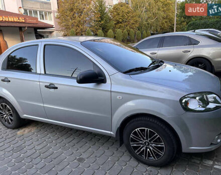Сірий Шевроле Авео, об'ємом двигуна 1.5 л та пробігом 62 тис. км за 4800 $, фото 1 на Automoto.ua
