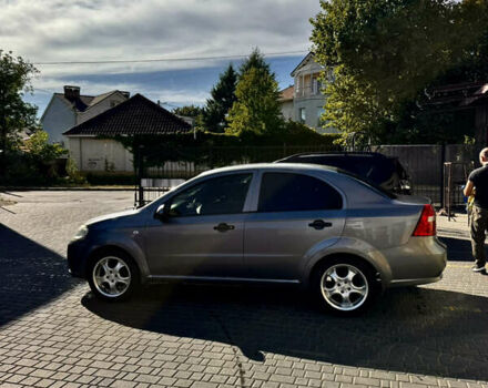 Сірий Шевроле Авео, об'ємом двигуна 1.5 л та пробігом 137 тис. км за 5000 $, фото 1 на Automoto.ua