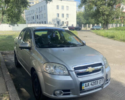 Серый Шевроле Авео, объемом двигателя 1.5 л и пробегом 202 тыс. км за 3100 $, фото 1 на Automoto.ua
