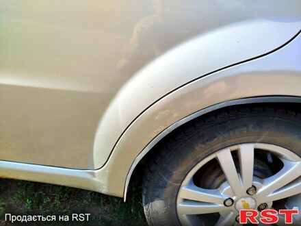 Серый Шевроле Авео, объемом двигателя 1.5 л и пробегом 185 тыс. км за 2700 $, фото 1 на Automoto.ua