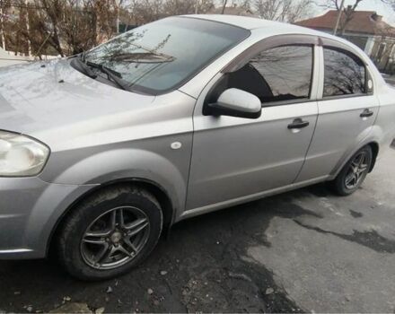 Серый Шевроле Авео, объемом двигателя 1.5 л и пробегом 287 тыс. км за 3200 $, фото 1 на Automoto.ua