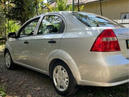 Серый Шевроле Авео, объемом двигателя 1.5 л и пробегом 264 тыс. км за 3000 $, фото 1 на Automoto.ua