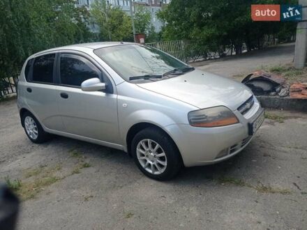 Сірий Шевроле Авео, об'ємом двигуна 1.5 л та пробігом 240 тис. км за 3000 $, фото 1 на Automoto.ua
