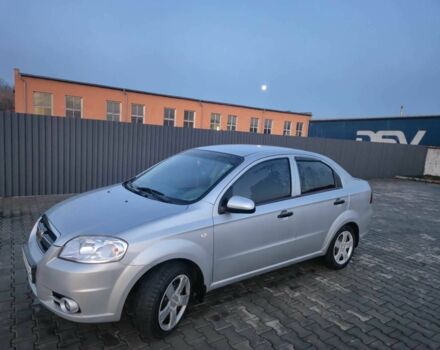 Серый Шевроле Авео, объемом двигателя 1.5 л и пробегом 164 тыс. км за 3750 $, фото 1 на Automoto.ua
