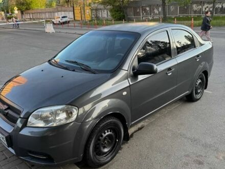 Шевроле Авео 2007 у Києві на Automoto.ua Сірий Шевроле Авео, об'ємом двигуна 1.5 л та пробігом 303 тис. км за 2800 $, фото 1 на Automoto.ua