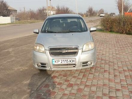 Серый Шевроле Авео, объемом двигателя 1.5 л и пробегом 322 тыс. км за 2300 $, фото 1 на Automoto.ua