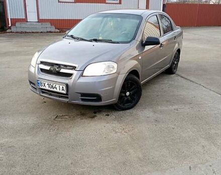 Серый Шевроле Авео, объемом двигателя 1.5 л и пробегом 200 тыс. км за 3000 $, фото 1 на Automoto.ua