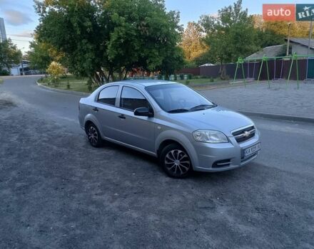 Серый Шевроле Авео, объемом двигателя 1.5 л и пробегом 398 тыс. км за 2999 $, фото 1 на Automoto.ua