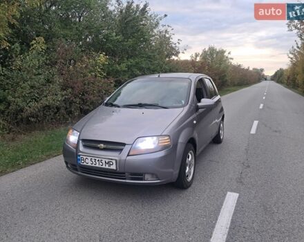 Серый Шевроле Авео, объемом двигателя 1.5 л и пробегом 237 тыс. км за 3000 $, фото 1 на Automoto.ua