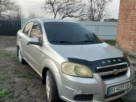 Серый Шевроле Авео, объемом двигателя 1.5 л и пробегом 670 тыс. км за 2200 $, фото 1 на Automoto.ua