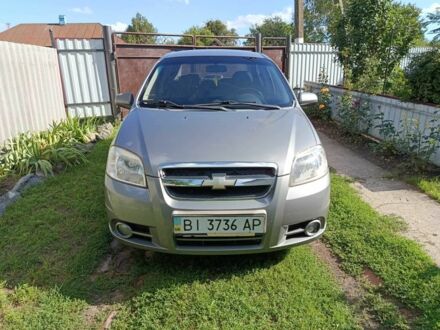 Серый Шевроле Авео, объемом двигателя 1.5 л и пробегом 315 тыс. км за 3199 $, фото 1 на Automoto.ua