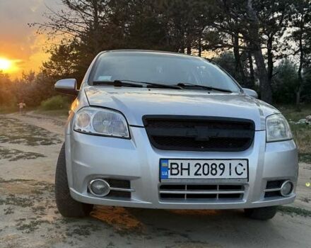 Сірий Шевроле Авео, об'ємом двигуна 1.5 л та пробігом 197 тис. км за 3800 $, фото 1 на Automoto.ua