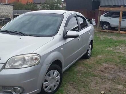 Серый Шевроле Авео, объемом двигателя 1.6 л и пробегом 282 тыс. км за 3500 $, фото 1 на Automoto.ua