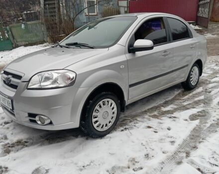 Сірий Шевроле Авео, об'ємом двигуна 1.6 л та пробігом 300 тис. км за 3500 $, фото 1 на Automoto.ua