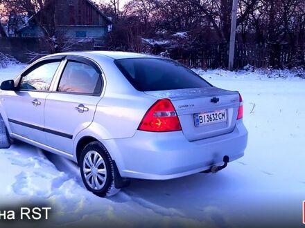 Серый Шевроле Авео, объемом двигателя 1.5 л и пробегом 165 тыс. км за 4800 $, фото 1 на Automoto.ua