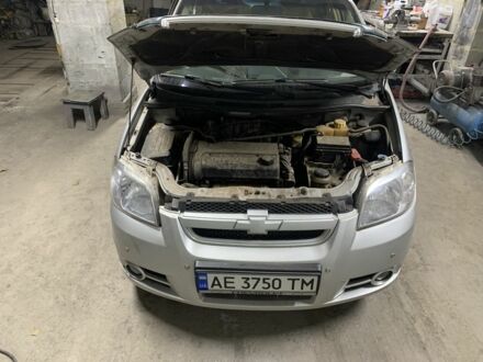 Сірий Шевроле Авео, об'ємом двигуна 1.6 л та пробігом 190 тис. км за 1600 $, фото 1 на Automoto.ua