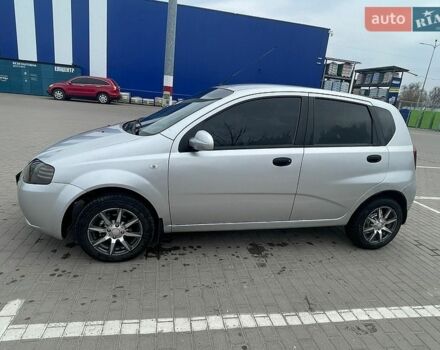 Серый Шевроле Авео, объемом двигателя 1.5 л и пробегом 280 тыс. км за 2700 $, фото 1 на Automoto.ua