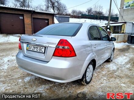 Серый Шевроле Авео, объемом двигателя 1.6 л и пробегом 170 тыс. км за 4600 $, фото 1 на Automoto.ua