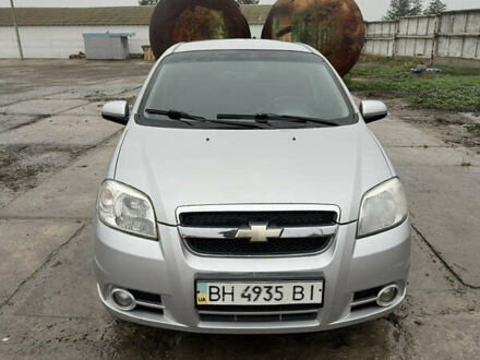 Серый Шевроле Авео, объемом двигателя 1.5 л и пробегом 245 тыс. км за 3500 $, фото 1 на Automoto.ua