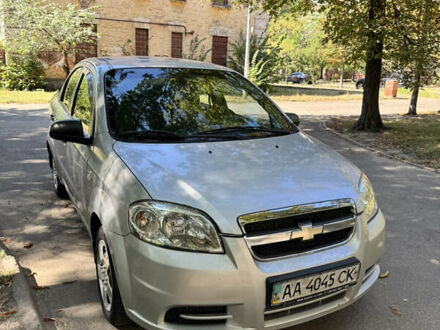 Серый Шевроле Авео, объемом двигателя 1.5 л и пробегом 560 тыс. км за 2450 $, фото 1 на Automoto.ua