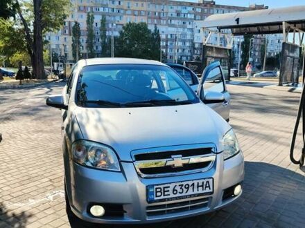 Сірий Шевроле Авео, об'ємом двигуна 1.5 л та пробігом 330 тис. км за 3600 $, фото 1 на Automoto.ua
