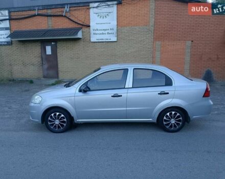 Серый Шевроле Авео, объемом двигателя 1.5 л и пробегом 390 тыс. км за 2700 $, фото 1 на Automoto.ua