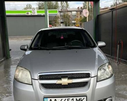 Серый Шевроле Авео, объемом двигателя 1.5 л и пробегом 203 тыс. км за 3800 $, фото 1 на Automoto.ua