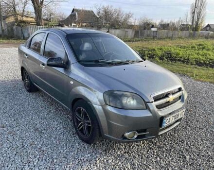 Серый Шевроле Авео, объемом двигателя 1.5 л и пробегом 300 тыс. км за 2350 $, фото 1 на Automoto.ua